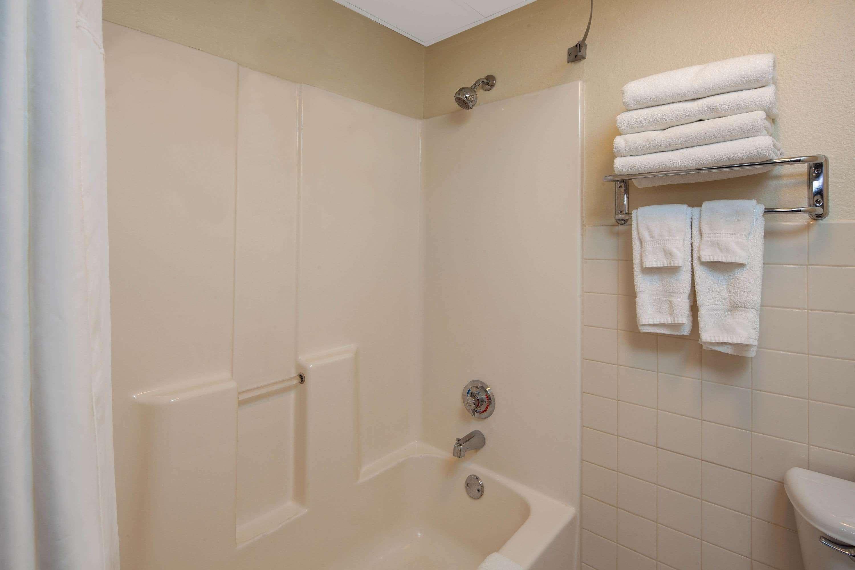 Americinn By Wyndham Northfield Ngoại thất bức ảnh