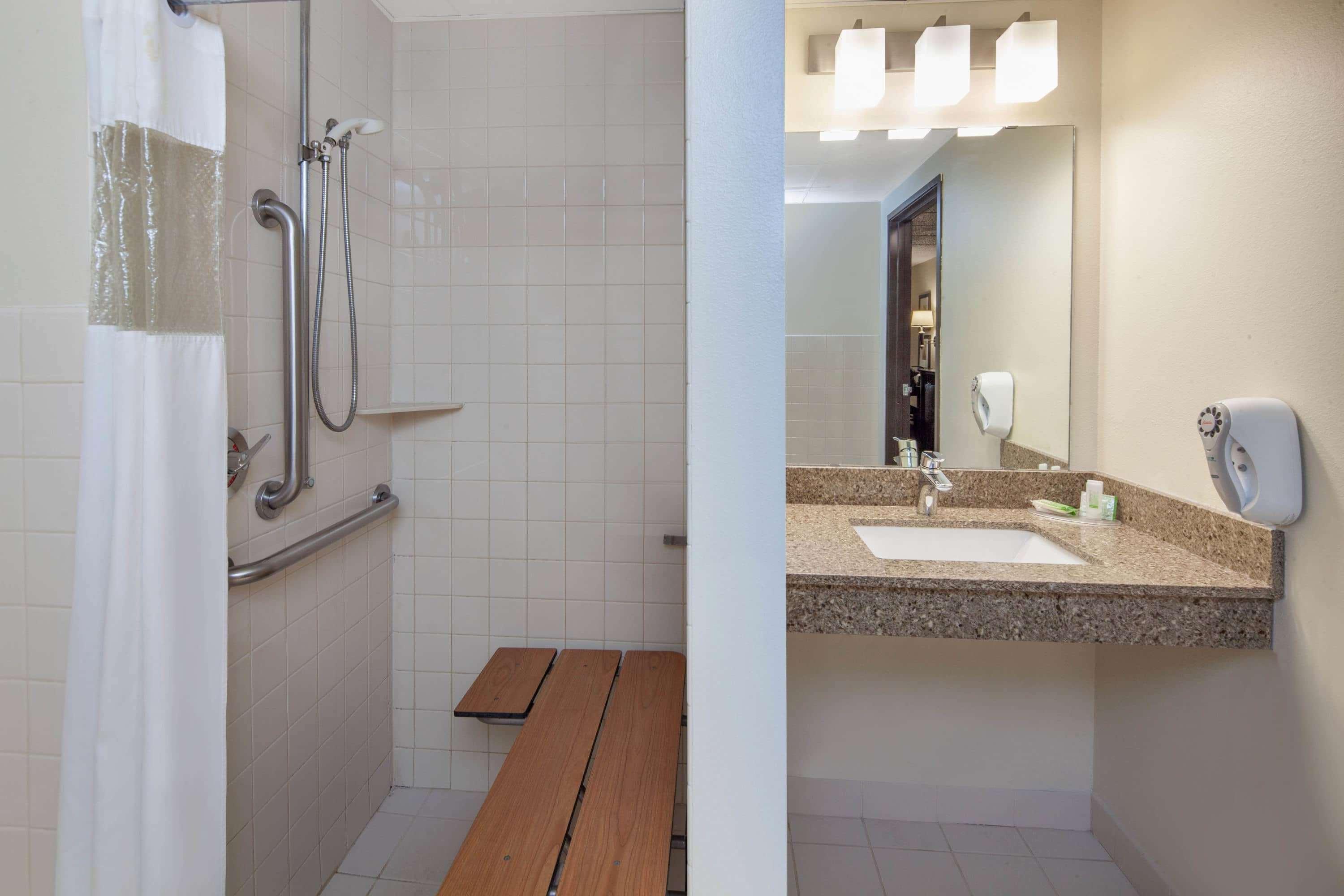 Americinn By Wyndham Northfield Ngoại thất bức ảnh